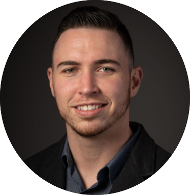 Headshot of Dustin Brackett